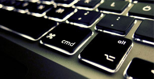macbook klavye değişimi