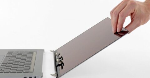 MacBook Ekran Değişimi